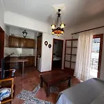 Limeni Studios Konukevi Liménion