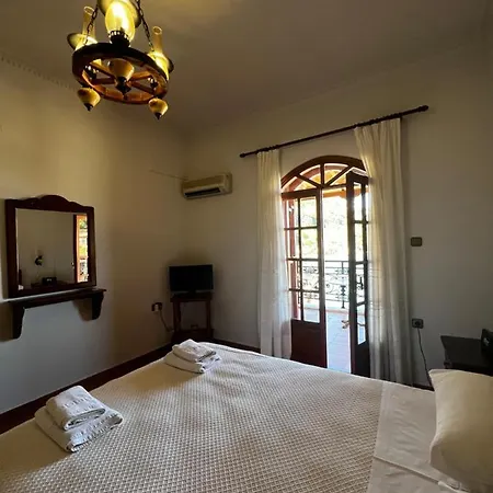 Guest house Limeni Studios *